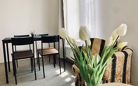 Old Town City Apartment